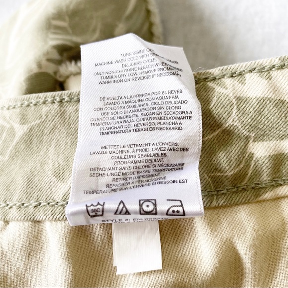 KENSIE Jean Shorts Light Sage Green Safari 12/31 NEW NWT - Picture 9 of 10